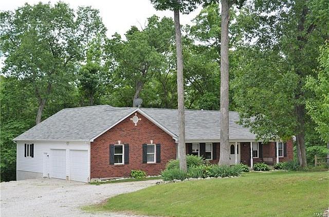 Welcome Home to 170 Corey Michael Dr.