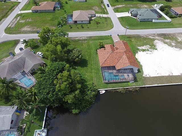 2nd image of 3135 SW 25th Ave