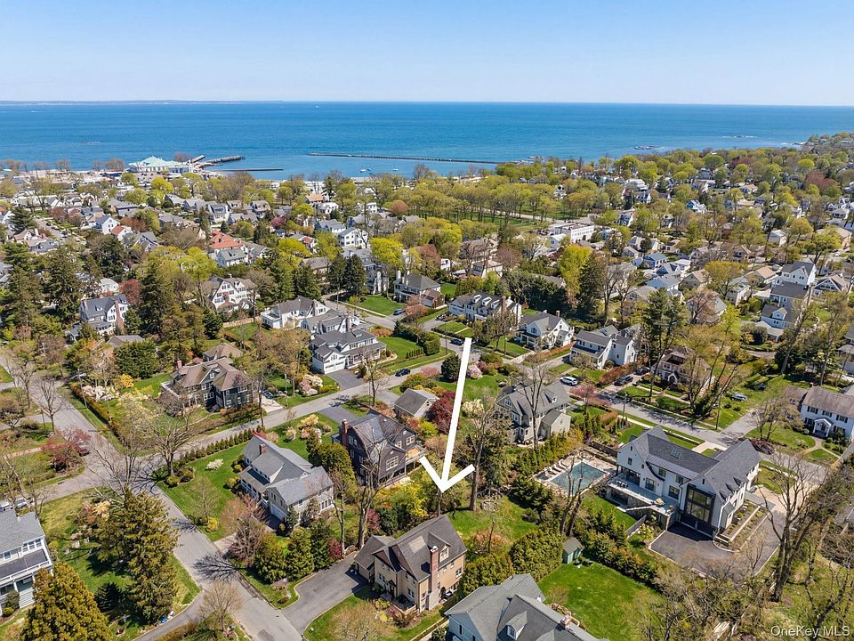 1st image of 47 Centre Street