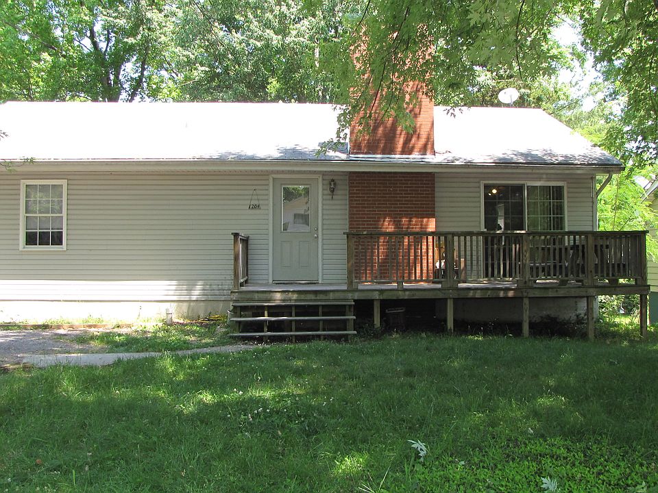 1st image of 1204 W Schwartz St