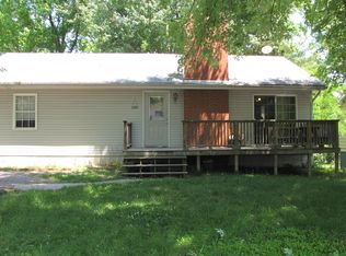 1204 W Schwartz St, Carbondale, IL