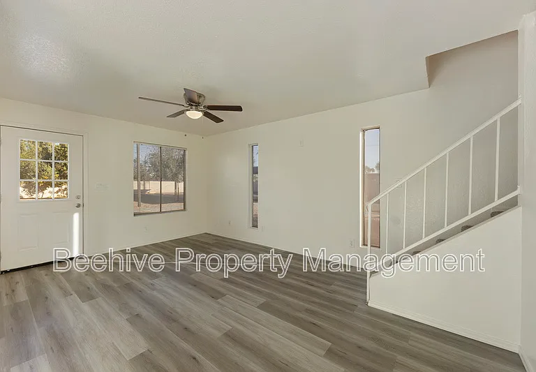 2732 E Culver St #1 — Photo 20