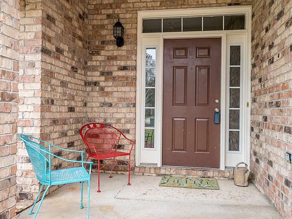 3rd image of 9130 Moroso Dr