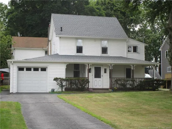 43 Annawon Ave, West Haven, CT 06516
