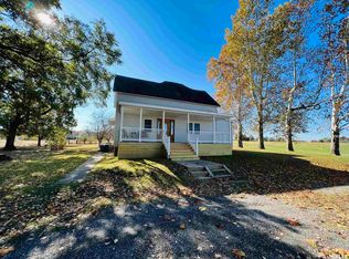 17064 Old Frankfort Rd, Johnston City, IL 62951
