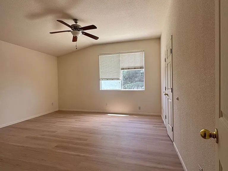 5418 Moonlight Way — Photo 6