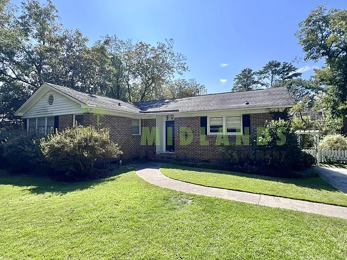 3 bed, 2.0 bath, 1411 sqft, $2,800 — Photo 2