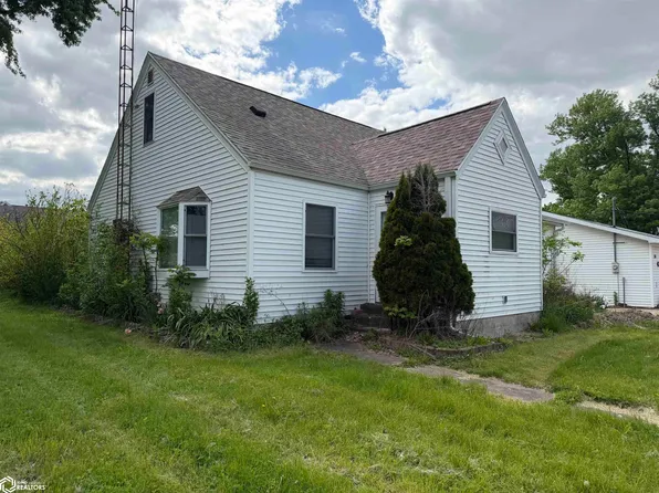 301 Spruce St, Montrose, IA 52639