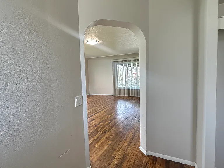 1740 Oxford St SE #9 — Photo 4