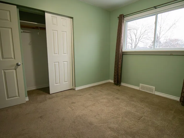 37 Franklin Blvd — Photo 15