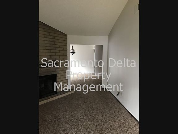 3rd image of 5917 Spring Glen Dr
