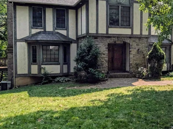 14 Timber Ridge Dr, Yorkville, IL 60560