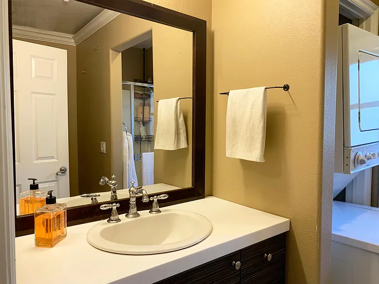 bathroom vanity with corian coutertop