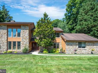 6 Jenny Ln, Baltimore, MD 21208