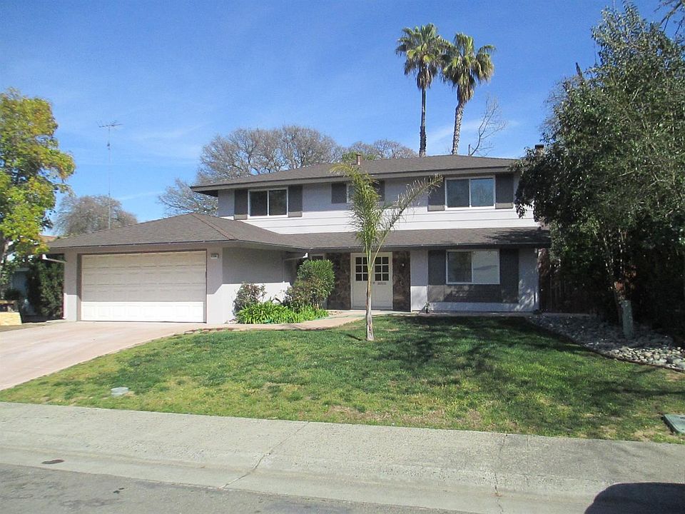 2nd image of 4706 Pedersen Way