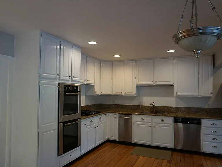 100 Shady Ln — Photo 12