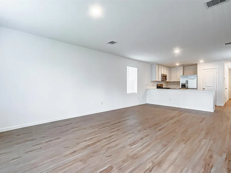 21543 Carosella Dr — Photo 8