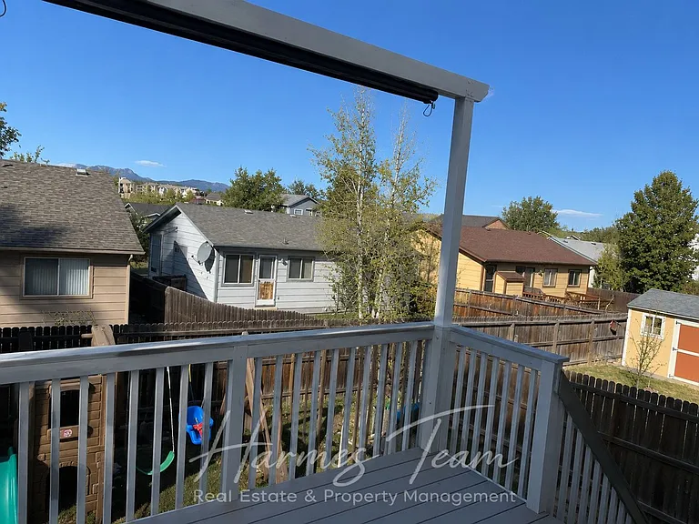 5960 Grapevine Dr — Photo 42