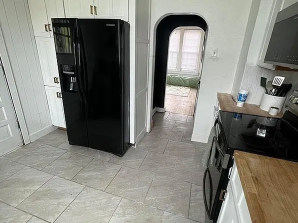 302 Eastern Ave, Portsmouth, OH 45662