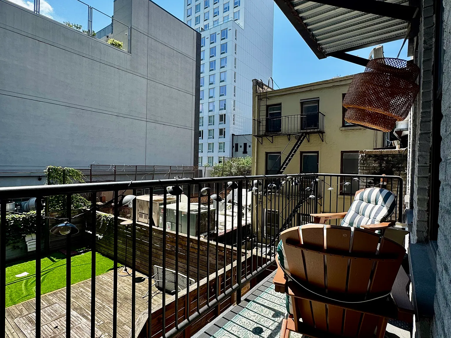 72 Willoughby Street — Photo 3