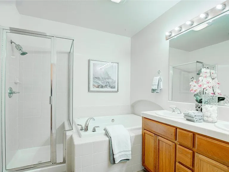 4231 Clarinbridge Cir — Photo 23