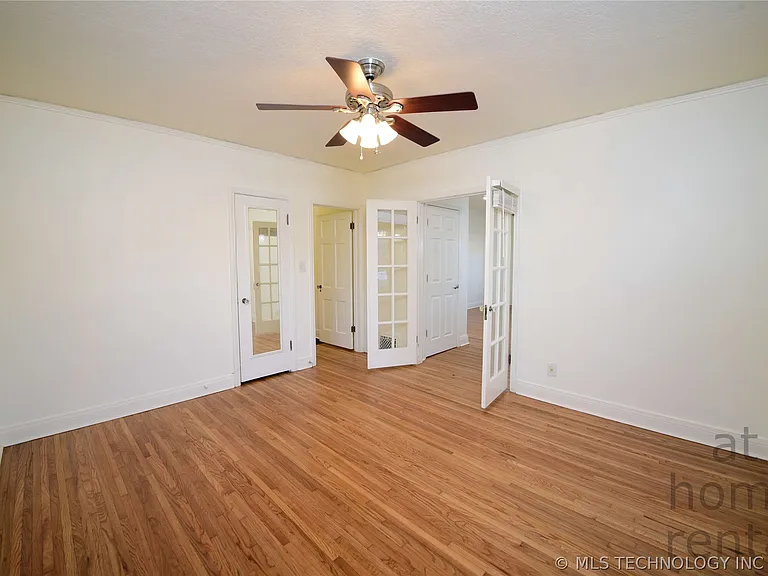 1740 S Yorktown Ave — Photo 7