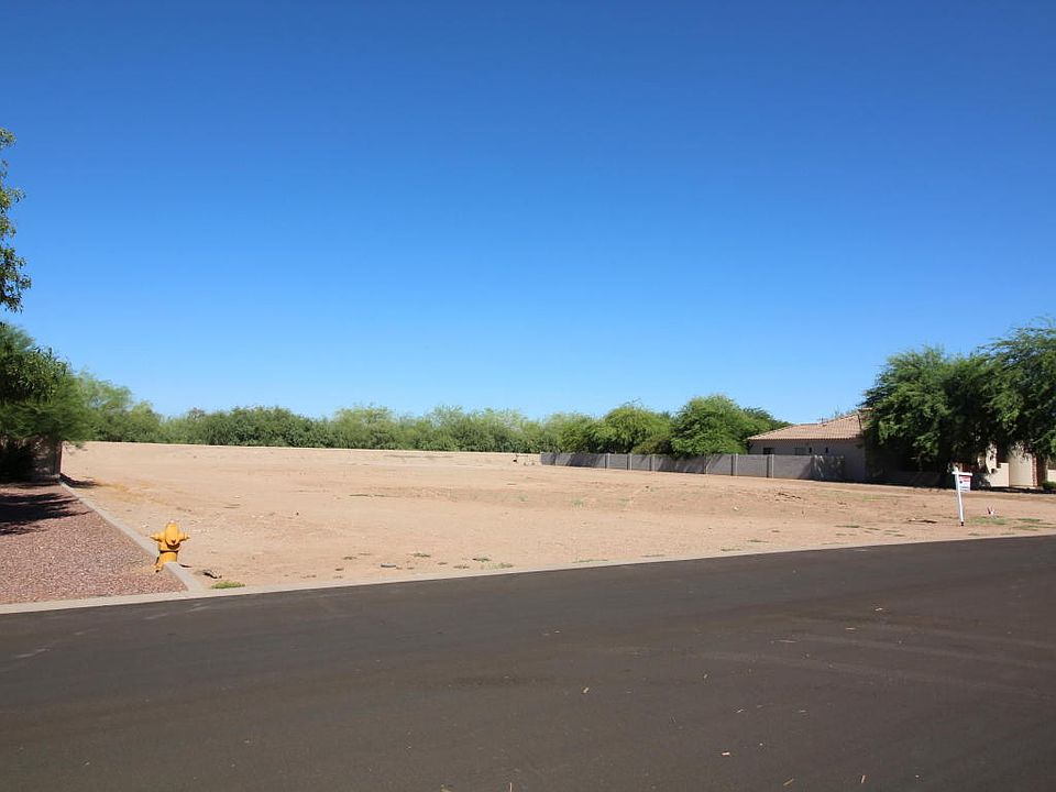 2nd image of 5661 S Wilson Dr