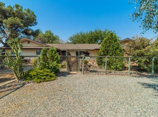 8355 N Madsen Ave, Clovis, CA
