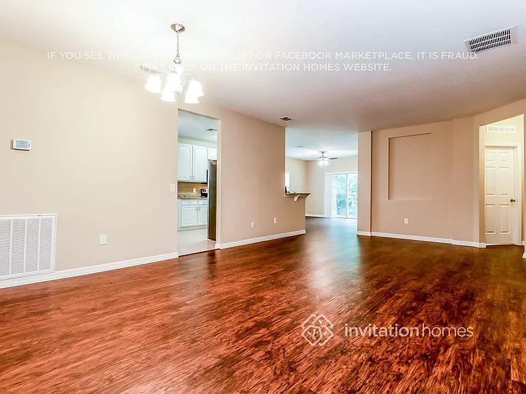 2182 Deborah Dr — Photo 3