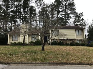 1111 Louise Dr SE, Jacksonville, AL 36265