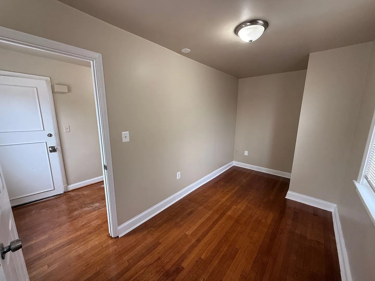 1901 Rosedale St NE — Photo 3