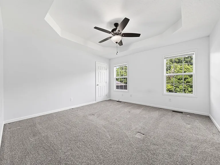 1009 Madalyn Way — Photo 10
