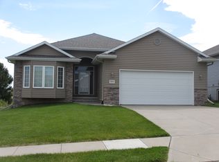 7421 N 160th St, Bennington, NE 68007