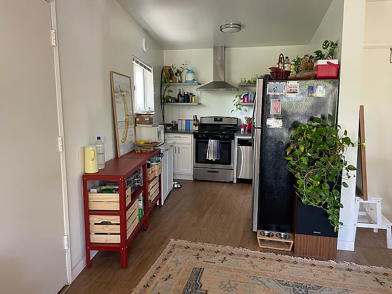 1823 Montrose St #8 — Photo 8