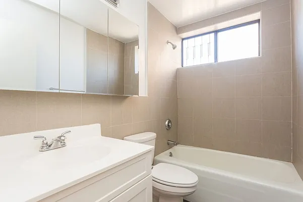 Rented by MNS | media 11