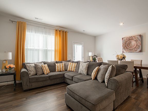 Open Floor Plan Stylishly Furnished