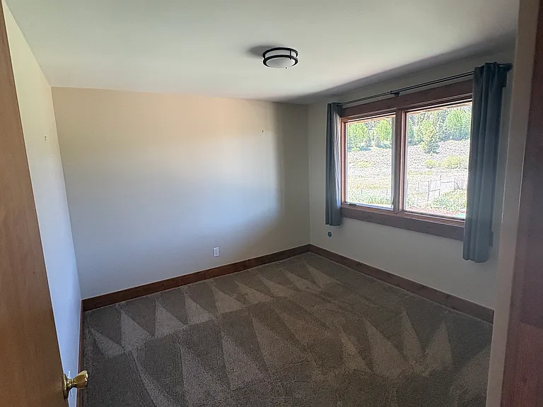 Hideaway Ct — Photo 9