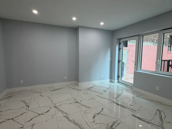 38-03 31st Street image 5 of 24