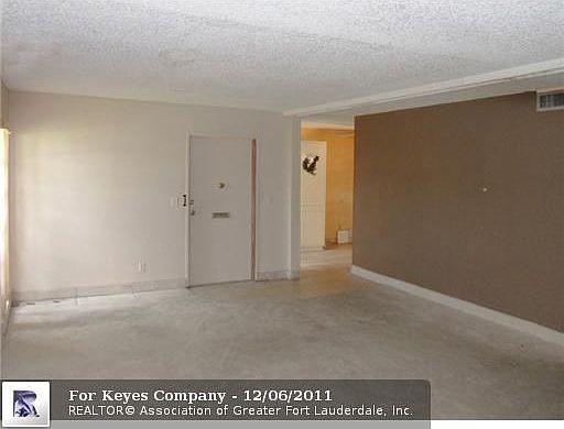 3rd image of 6303 NW 72nd Ave
