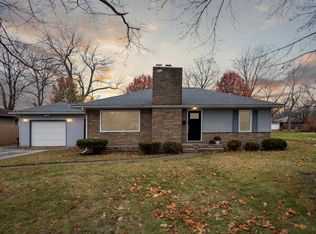 1636 Pearl St, Benton Harbor, MI 49022