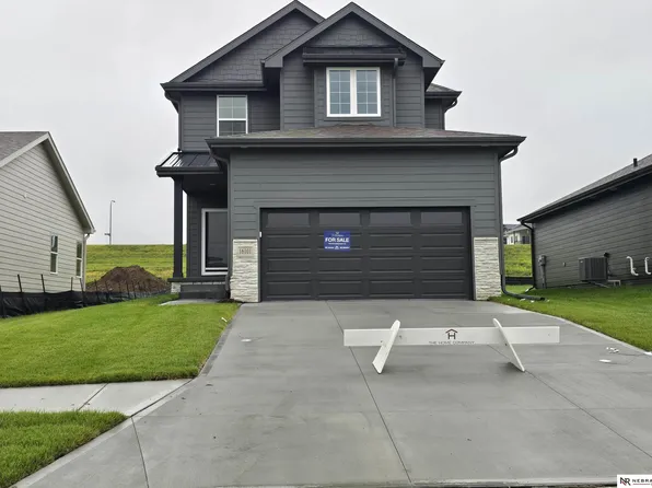 16101 Isabella St, Bennington, NE 68007