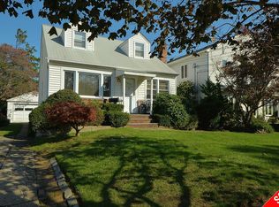 1026 Bowling Green Dr, Westbury, NY 11590