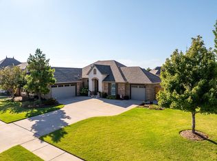 13600 Cobblestone Curve Rd, Oklahoma City, OK 73142