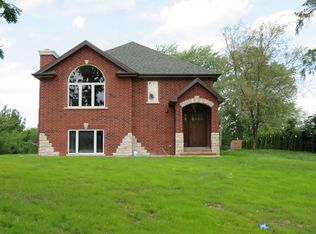 8970 W 84th Pl, Justice, IL 60458