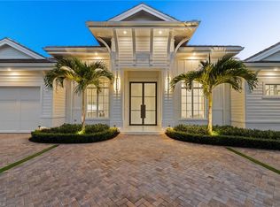 660 Wedge DR, NAPLES, FL 34103