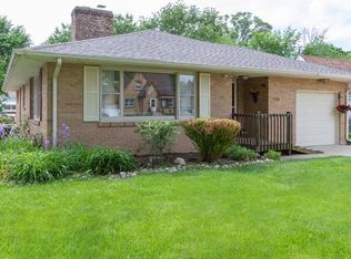 178 S Du Bois Ave, Elgin, IL 60123