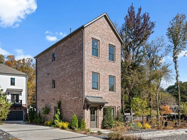 3339 Stillwood Ln, Atlanta, GA 30354