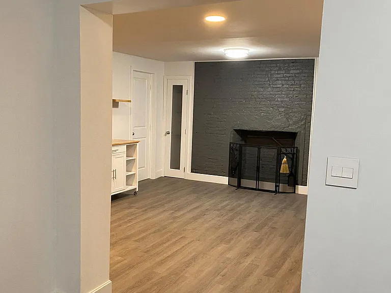 326 Cottage Grove Rd #1 — Photo 44