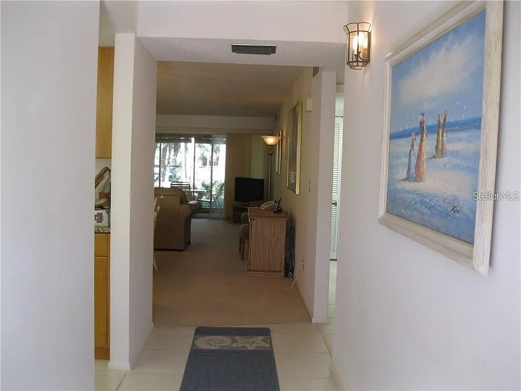 2 bed, 2.0 bath, 1182 sqft, $3,800 — Photo 3