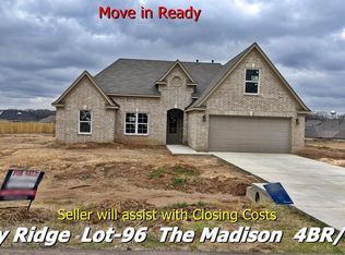 7643 Ridgefield Dr, Horn Lake, MS 38637